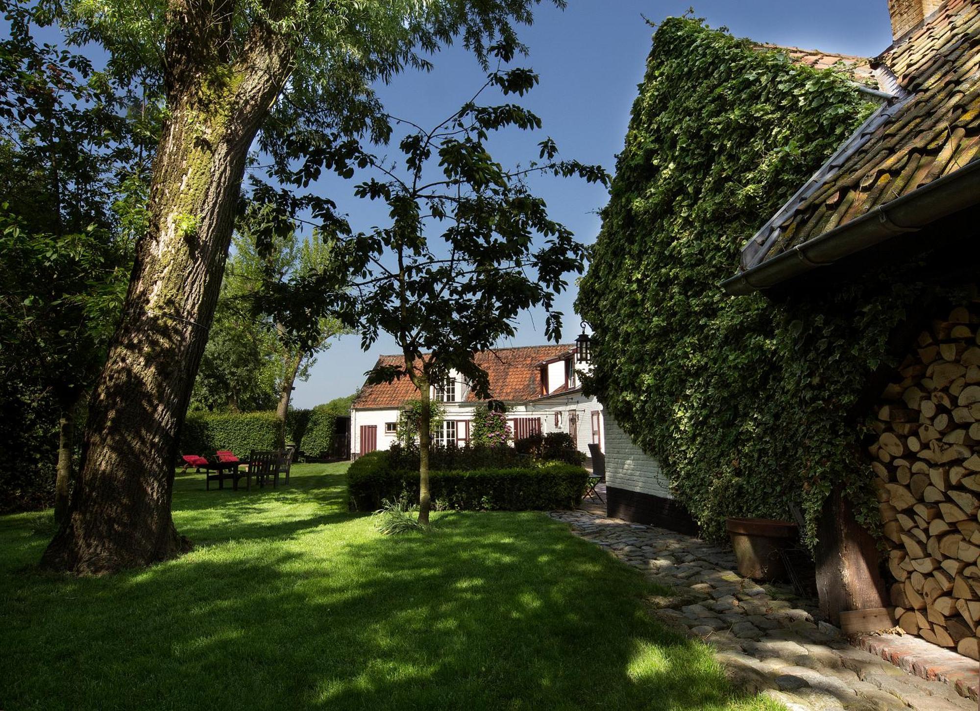 B&B Pronkenburg Brugge Bagian luar foto